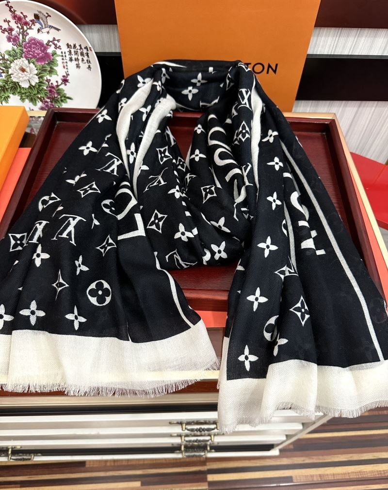 Louis Vuitton Scarf